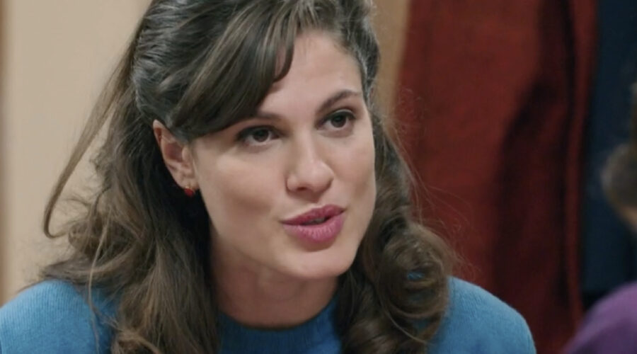 Giulia Vecchio (Anna Imbriani) in una scena della puntata 56 de 