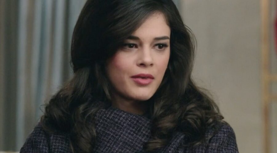 Neva Leoni (Tina Amato) in una scena della puntata 58 de 