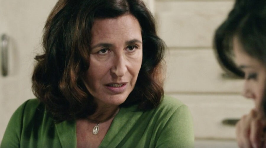 Antonella Attili (Agnese Amato) in una scena della puntata 60 de 