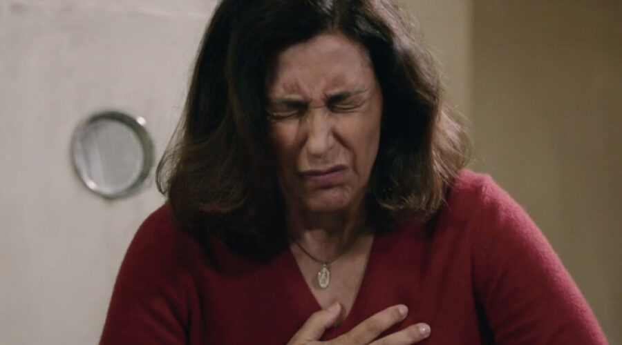 Antonella Attili (Agnese Amato) in una scena della puntata 65 de 