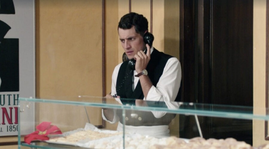 Emanuel Caserio (Salvatore Amato) in una scena della puntata 66 de