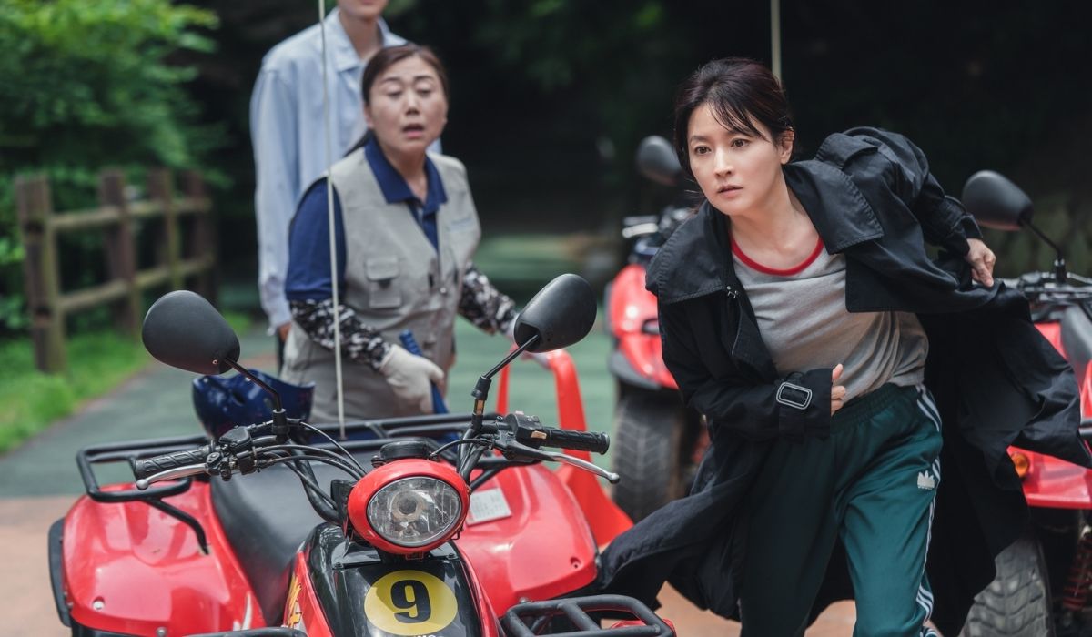 Inspector Koo: Lee Young-ae (ispettore Koo Kyung-yi) in una scena della serie. Credits: Netflix