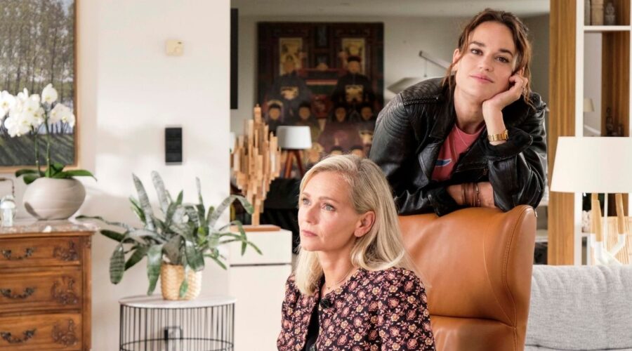 Le due facce della legge: Constance Gay (Vanessa) e Claire Borotra (Justine). Credits: Giallo