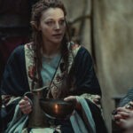 Mecia Simson Francesca In Una Scena Della Seconda Stagione Di The Witcher Credits Netflix