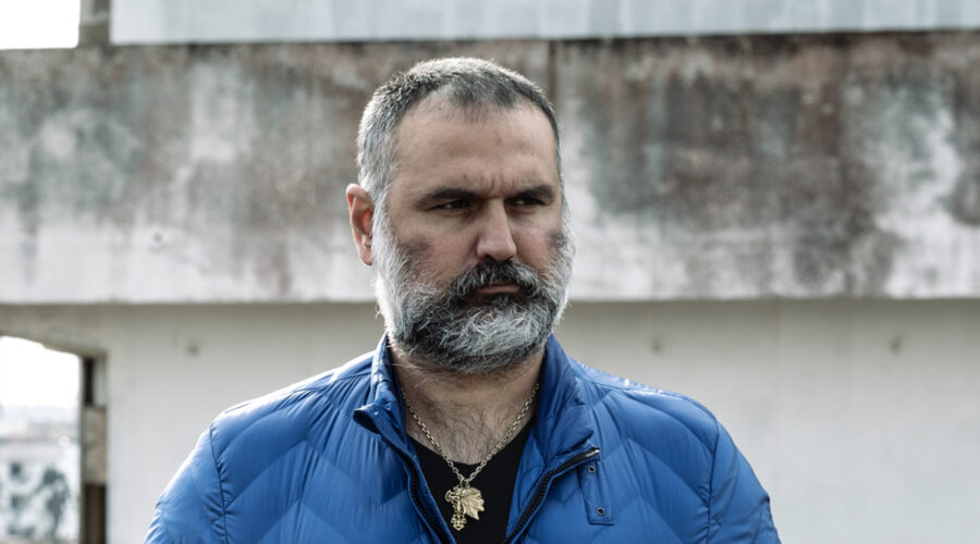 Mimmo Borelli (O Maestrale) In Una Scena Di Gomorra 5 Credits Sky