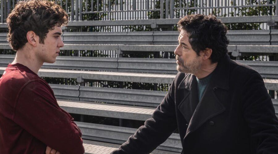 Nicolas Maupas E Alessandro Gassmann In Un Professore Credits: Anna Camerlingo/Rai