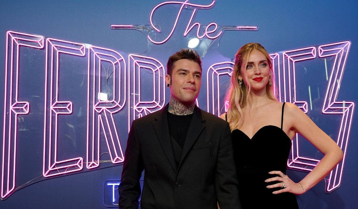 The Ferragnez: Fedez e Chiara Ferragni alla Premiere di Madrid. Credits: Prime Video