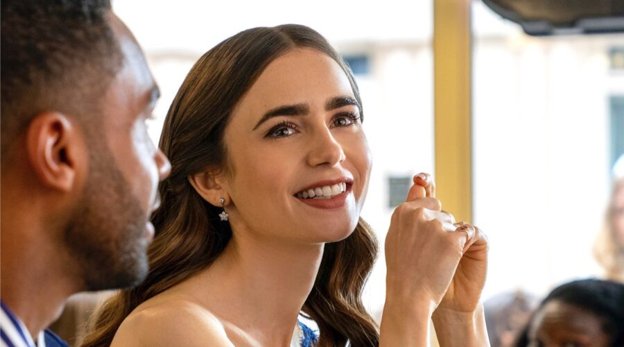 emily in paris lily collins dietro le quinte credits STÉPHANIE BRANCHU:NETFLIX