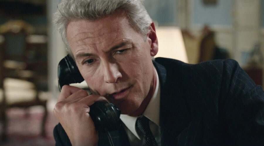 Roberto Farnesi (Umberto Guarnieri) in una scena della puntata 96 de 