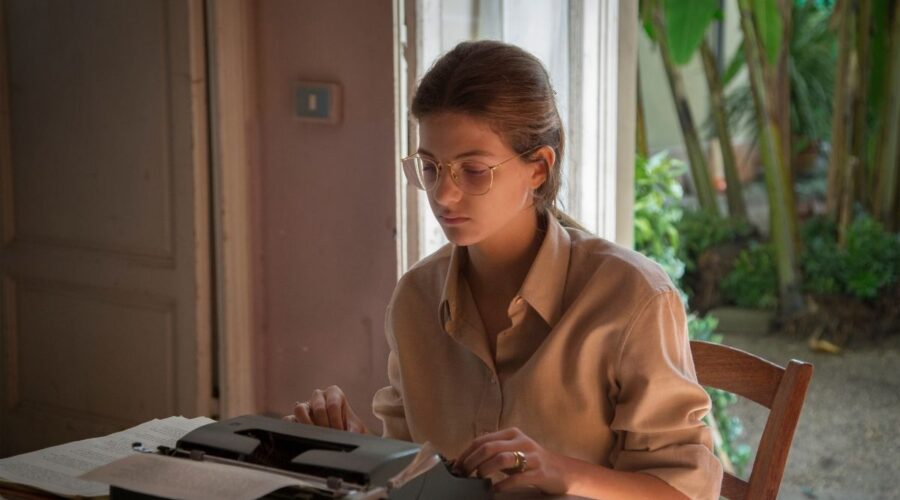 L'Amica Geniale: Margherita Mazzucco interpreta Elena Greco. Credits: Rai