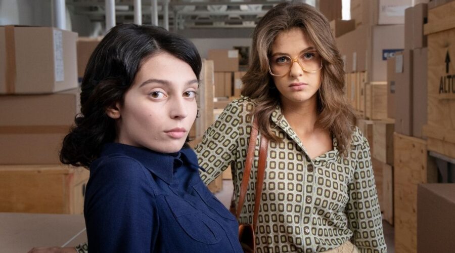 L'Amica Geniale: Lila Cerullo (Gaia Girace) ed Elena Greco (Margherita Mazzucco). Credits: Rai