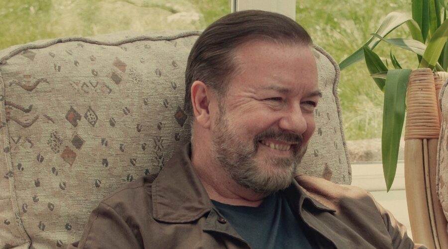 Ricky Gervais In After Life 3 Stagione. Credits: Ray Burmiston/Netflix