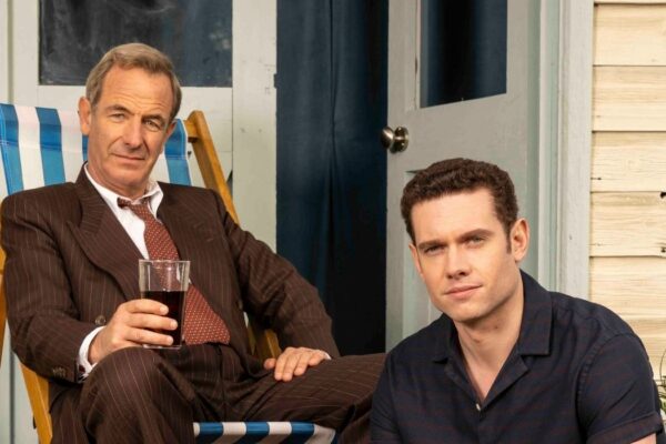 Robson Green E Tom Brittney In Grantchester 6 Stagione Credits: Giallo