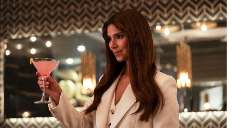 Roselyn Sanchez In Una Scena Di Fantasy Island Credits: Sky