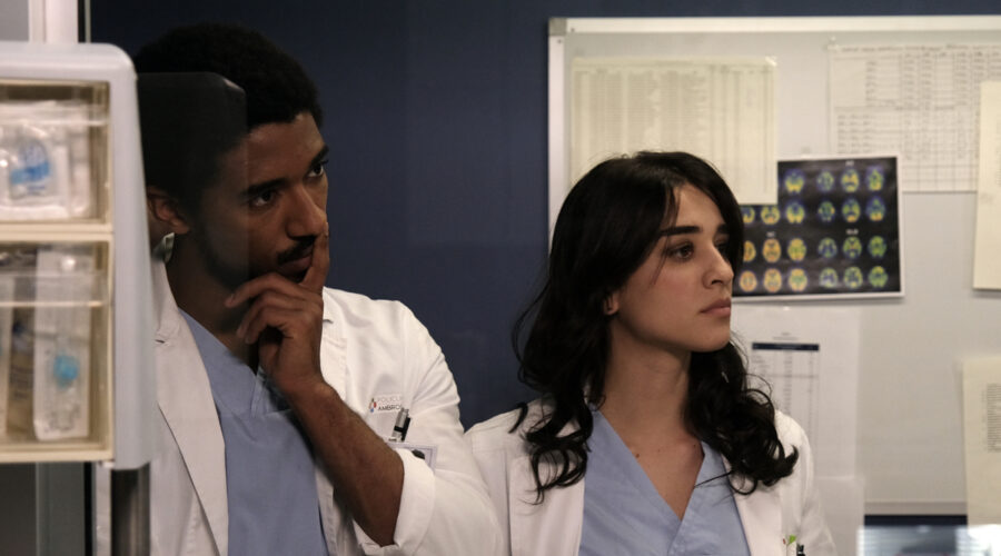 Da sinistra: Alberto Malanchino (Gabriel Kidane) e Simona Tabasco (Elisa Russo) in una scena di 