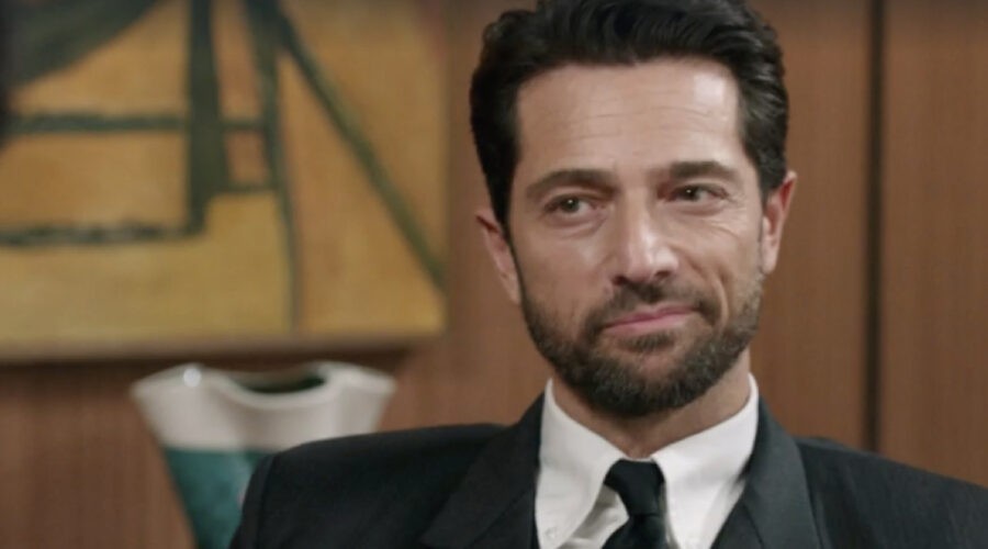 Luca Capuano (Sandro Recalcati) in una scena della puntata 105 de