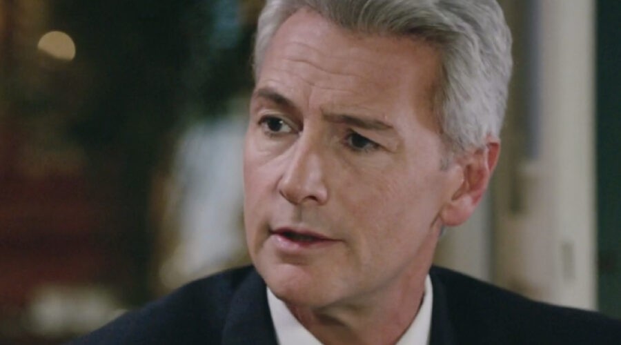 Roberto Farnesi (Umberto Guarnieri) in una scena della puntata 106 de 