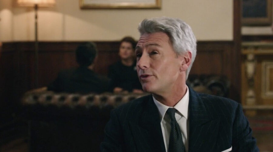 Roberto Farnesi (Umberto Guarnieri) in una scena della puntata 115 de