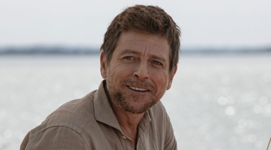 Claudio Gioè (Saverio Lamanna) in una scena di