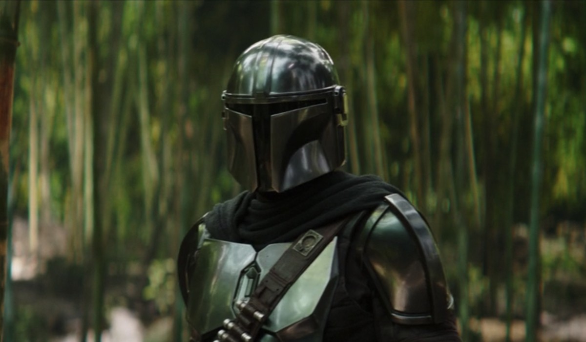 Mando (Pedro Pascal) In The Book Of Boba Fett Credits Disney Plus