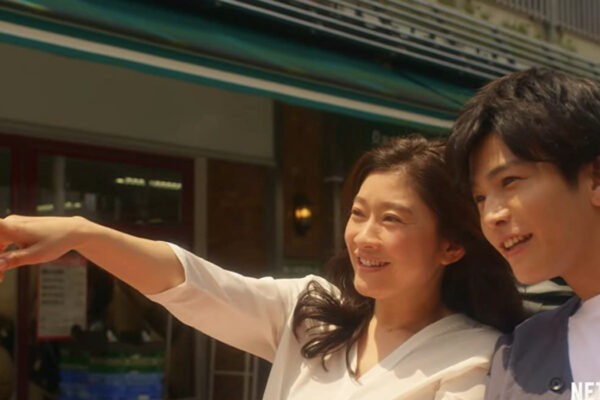 Ryoko Shinohara e Takanori Iwata in una scena di 