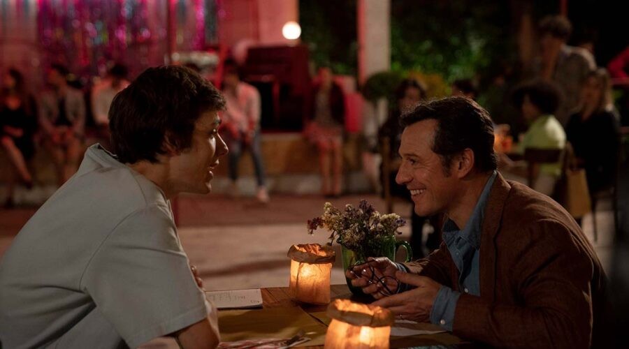 Matteo Oscar Giuggiolo e Stefano Accorsi in 