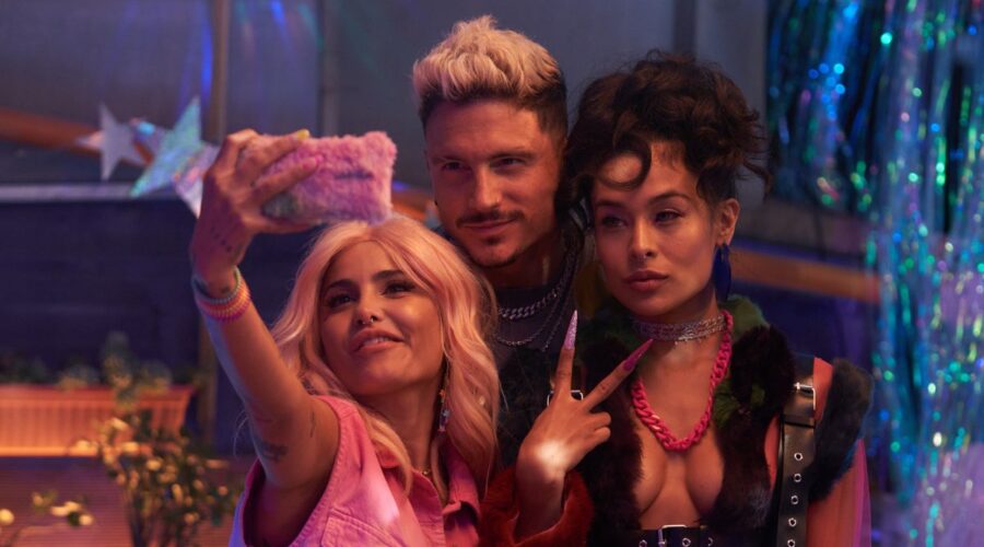 Da sinistra: Bombita, Checho e Ximena In 