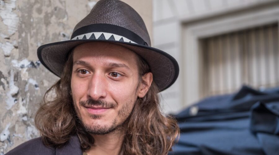 Dario Aita Interpreta Claudio In 