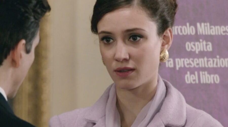 Lucrezia Massari (Flora Gentile Ravasi) in una scena della puntata 108 de