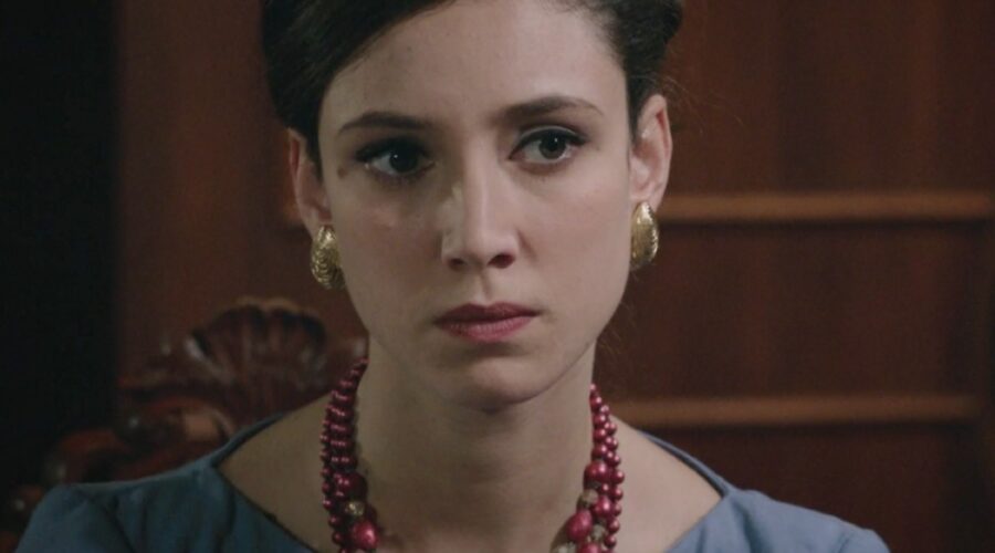 Lucrezia Massari (Flora Gentile Ravasi) in una scena della puntata 119 de