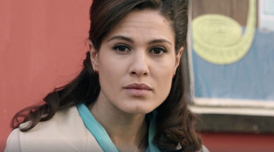 Giulia Vecchio (Anna Imbriani) in una scena della puntata 137 de