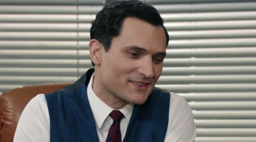 Alessandro Tersigni (Vittorio Conti) in una scena della puntata 138 de