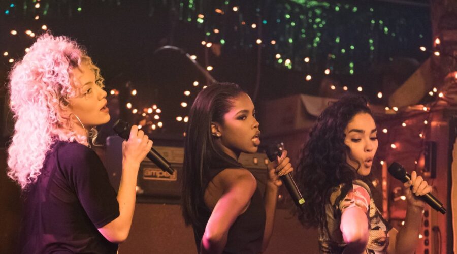 Da sinistra: Jude Demorest (Star Davis), Brittany O'Grady (Simone Davis-Rivera) e Ryan Destiny (Alexandra