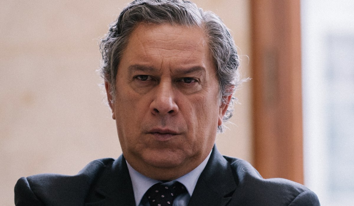 Michele Di Mauro Interpreta Roberto In