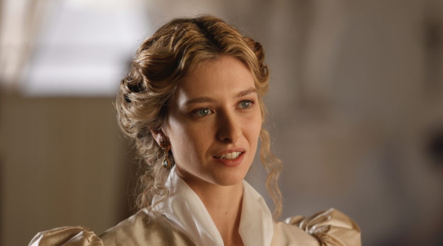 Dharma Mangia Woods (Costanza Di Giusto) in una scena di 