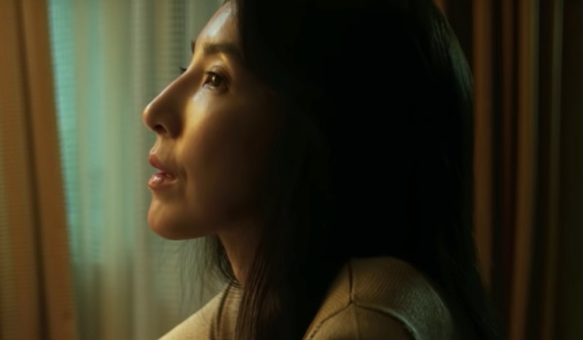 Screenshot Di Ruby Lin In Una Scena Dal trailer di 