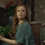Lauren Ambrose in una scena di “Servant”. Credits: Apple TV+.