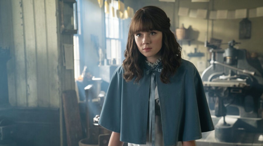Claudia Jessie (Eloise Bridgerton) in una scena dell’episodio 8 di “Bridgerton 2“. Credits: Liam Daniel/Netflix © 2022.