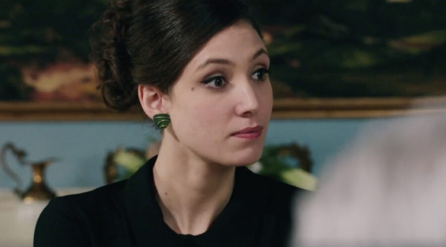 Lucrezia Massari (Flora Gentile Ravasi) in una scena della puntata 139 de 