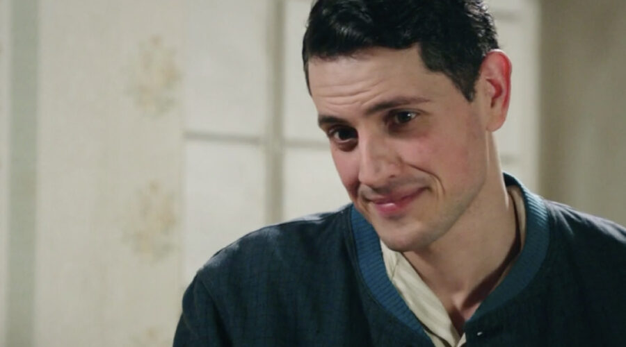 Emanuel Caserio (Salvatore Amato) in una scena della puntata 146 de