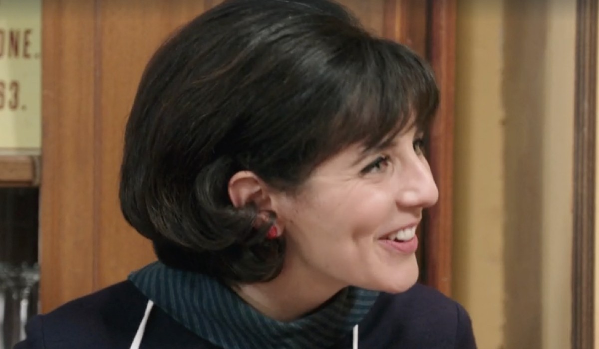 Giulia Chiaramonte (Sofia Galbiati) in una scena della puntata 146 de 