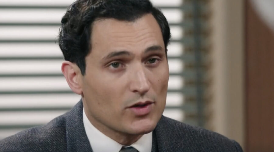 Alessandro Tersigni (Vittorio Conti) in una scena della puntata 152 de