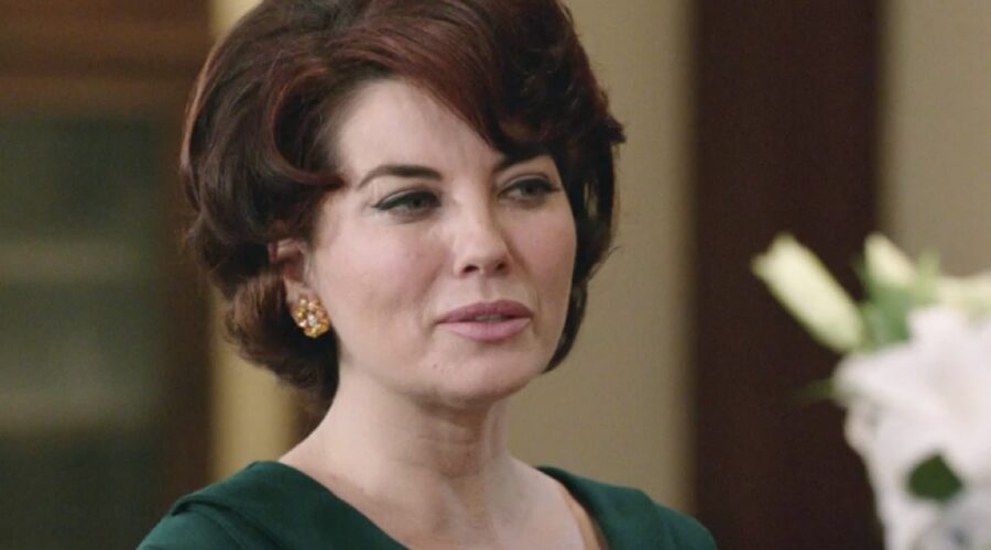 Vanessa Gravina (Adelaide Di Sant'Erasmo) in una scena della puntata 154 de 