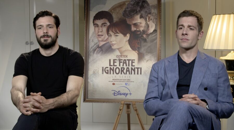 Filippo Scicchitano e Edoardo Purgatori nell'intervista de “Le Fate Ignoranti - La Serie”. Credits: Cattura schermo/Tvserial.it