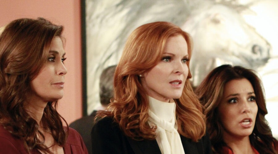 Teri Hatcher, Marcia Cross E Eva Longoria In Desperate Housewives Credits Disney Plus