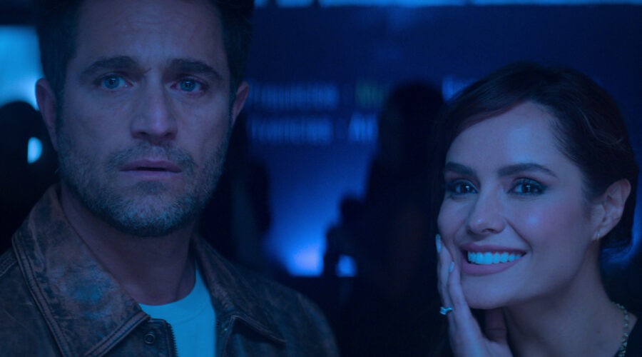 Valeria (Margarita Parra) E Simon (Michel Brown) In Una Scena Di