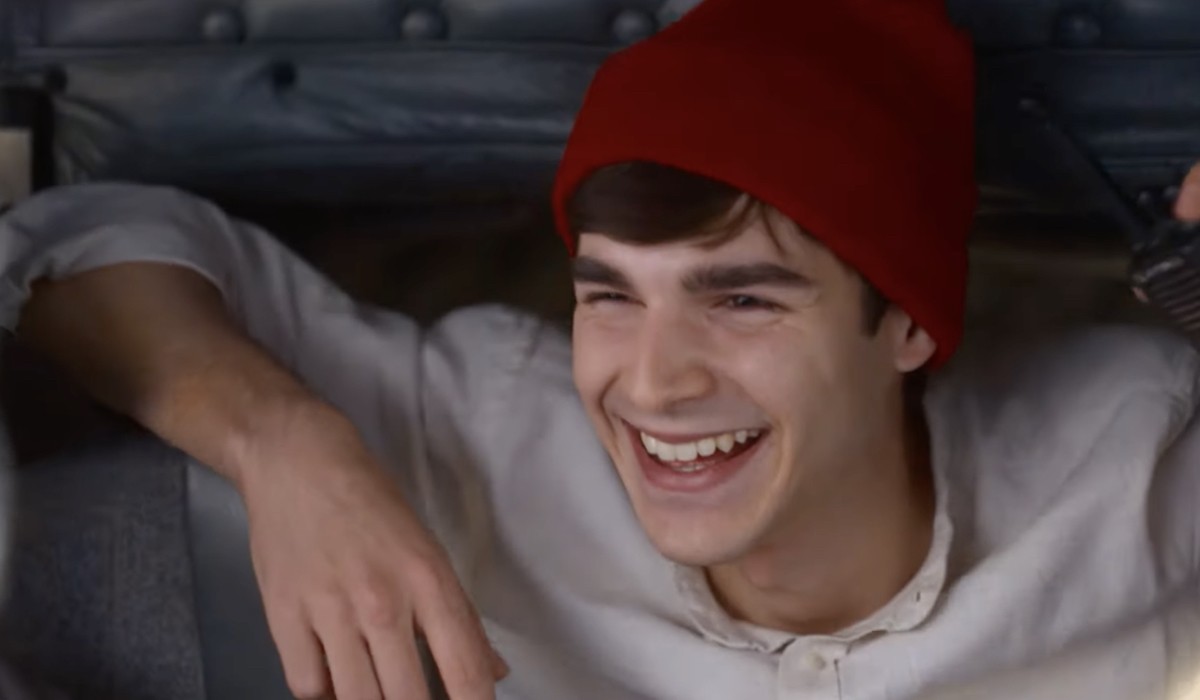 Álvaro Mel (Álex Ventura) in una scena del trailer spagnolo de