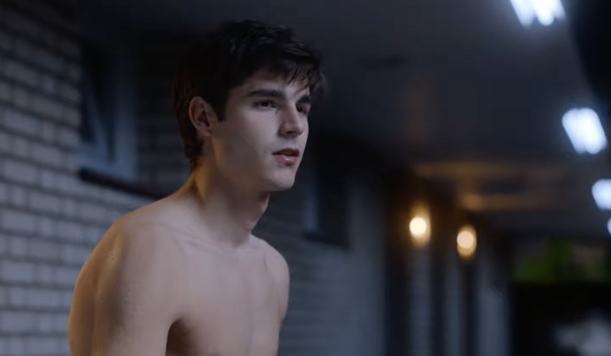 Álvaro Mel (Álex Ventura) in una scena del trailer spagnolo de