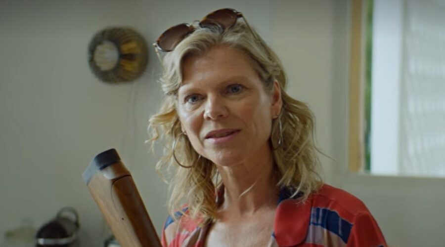 Romée Tanesy (An Miller) In Una Scena Di