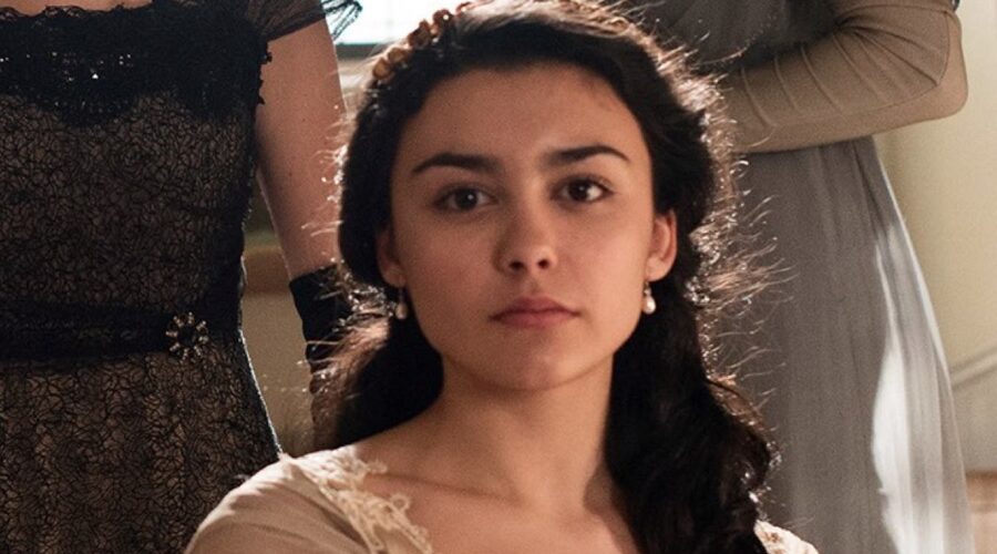 Carla Diaz Interpreta Elisa Silva In 